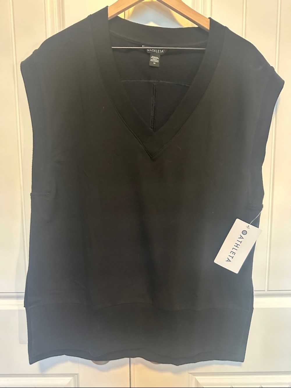 Athleta Black V-Neck Sleeveless Sweatshirt Vest